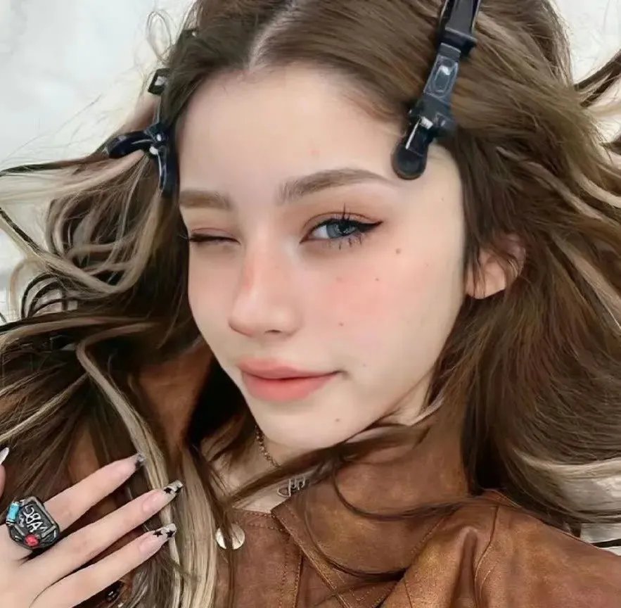 女真珠王